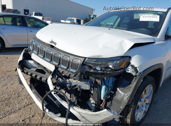 3C4NJDFB8NT219172 2022 JEEP COMPASS White Widok z przodu