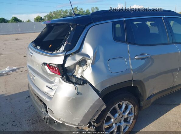 3C4NJDFBXNT231873 2022 JEEP COMPASS Gray Widok z przodu