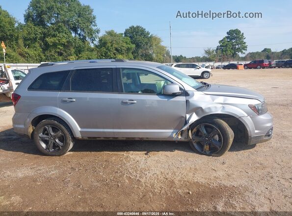 3C4PDCGB7LT265372 2020 DODGE JOURNEY Silver Widok wnętrza z tyłu