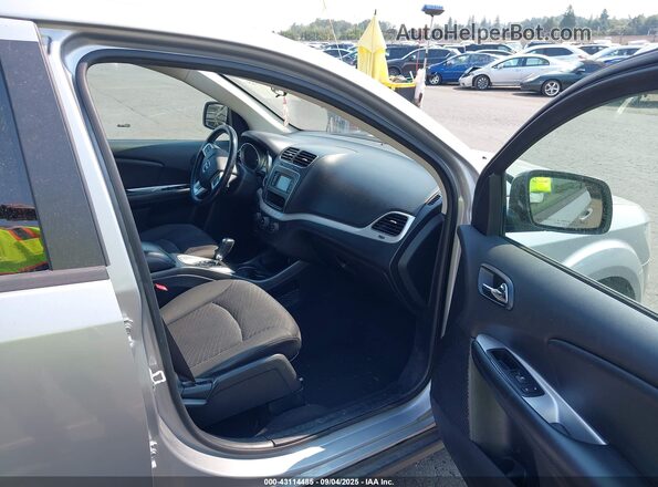 3C4PDDAG3JT184778 2018 DODGE JOURNEY Gray 