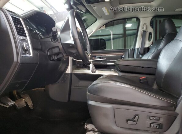 3C63R3ML5HG576934 2017 RAM 3500 Black 