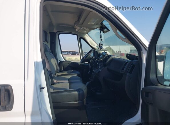 3C6LRVBG2PE585151 2023 RAM PROMASTER 1500 White Vista interior delantera