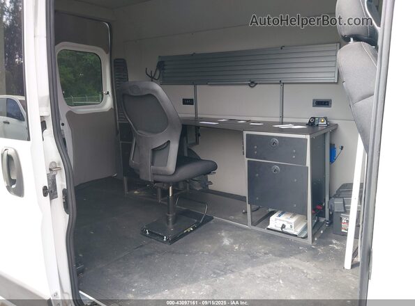 3C6LRVBG5PE537563 2023 RAM PROMASTER 1500 White Вид наклейки з VIN-кодом