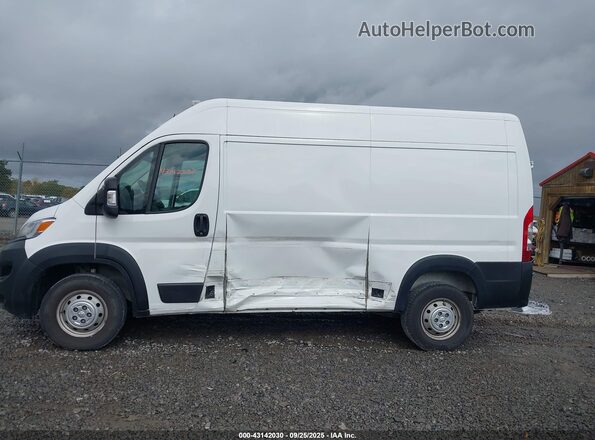 3C6LRVCG3PE519593 2023 RAM PROMASTER 2500 Белый 