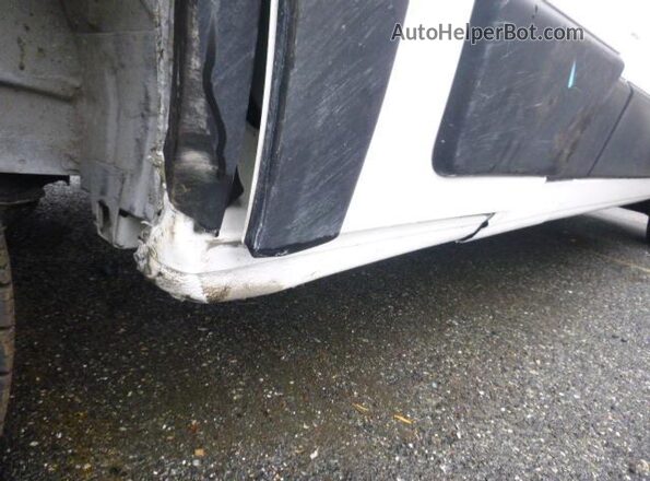3C6LRVDG7PE510636 2023 RAM PROMASTER 2500  Вид задньої частини салону