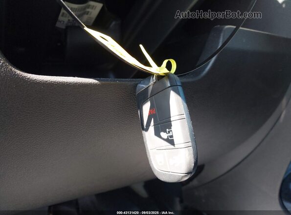 3C6LRVDG8RE136749 2024 RAM PROMASTER 2500 White Առջևի վահանակի տեսք