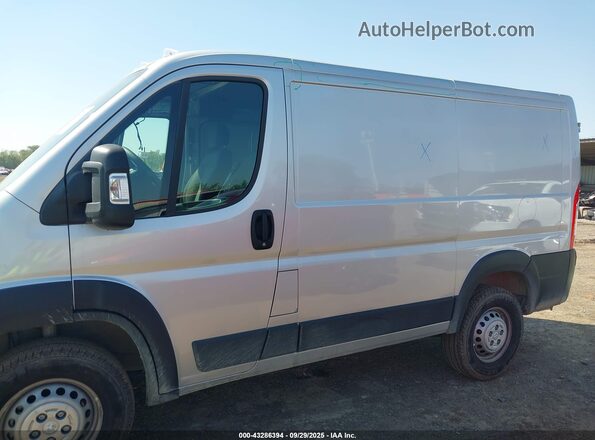 3C6LRVNG8RE140797 2024 RAM PROMASTER 1500 Silver Widok wnętrza 360 stopni