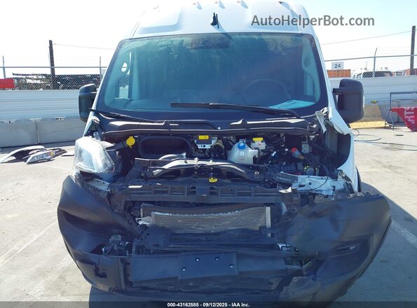 3C6MRVHG9PE592402 2023 RAM PROMASTER 3500 White Vista interior trasera