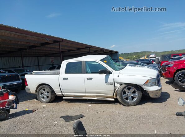 3C6RR7LT2HG681854 2017 RAM 1500 White Widok wnętrza z tyłu