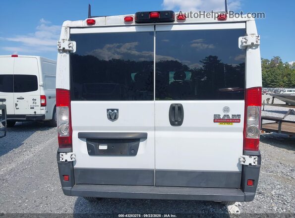 3C6TRVAG7JE109695 2018 RAM PROMASTER 1500 White 