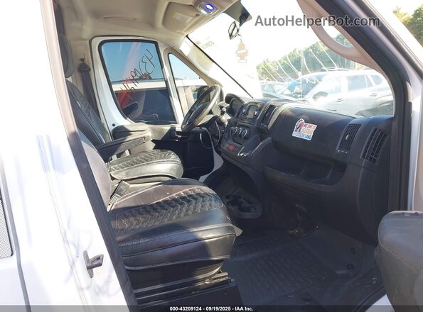 3C6TRVDG0LE133495 2020 RAM PROMASTER 2500 White Vista interior delantera