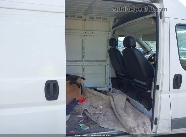 3C6TRVDG3GE133061 2016 RAM PROMASTER 2500 White 