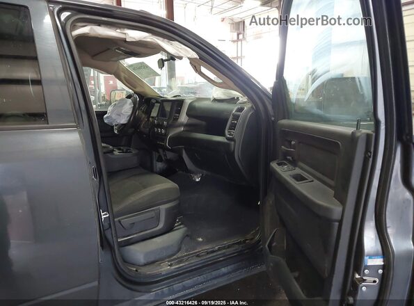 3C6UR5CL0LG180520 2020 RAM 2500 Gray Սալոնի դիմացի տեսք