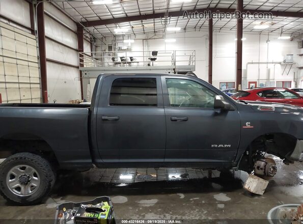 3C6UR5CL0LG180520 2020 RAM 2500 Gray Սալոնի հետևի տեսք