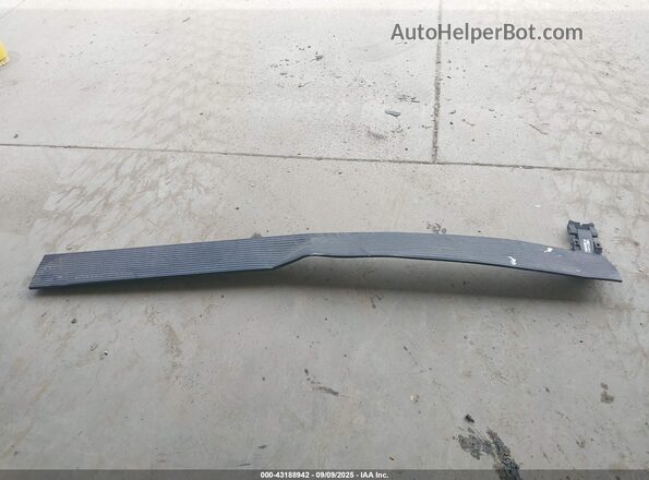 3C6UR5DJ2RG327779 2024 RAM 2500 Gray 