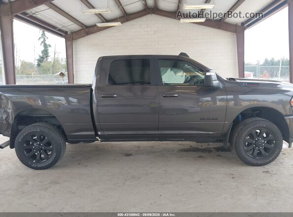 3C6UR5DJ2RG327779 2024 RAM 2500 Gray 