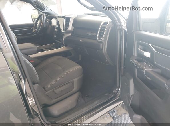 3C6UR5DJ2RG327779 2024 RAM 2500 Gray 