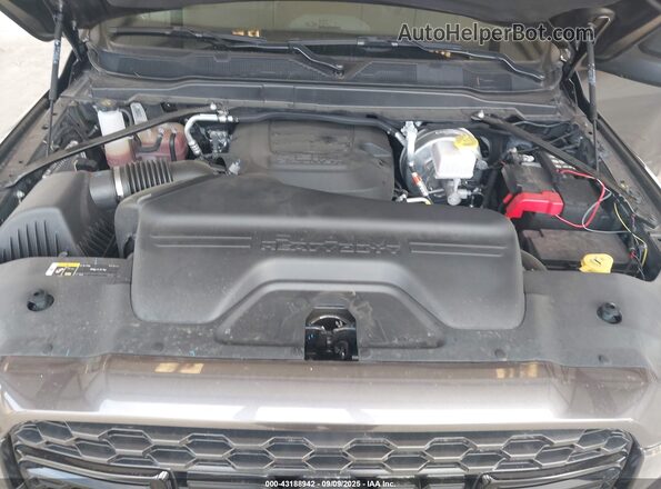 3C6UR5DJ2RG327779 2024 RAM 2500 Gray 