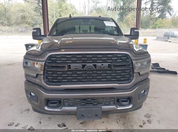 3C6UR5DJ2RG327779 2024 RAM 2500 Gray 
