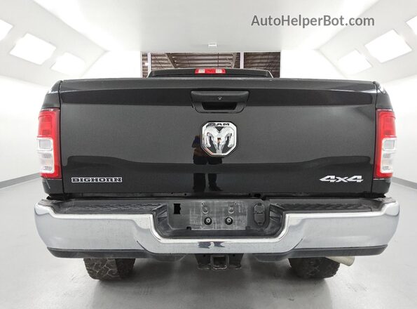 3C6UR5DJ8RG397657 2024 RAM 2500 Black 