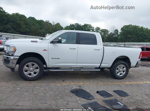 3C6UR5DL2NG436934 2022 RAM 2500 Белый Панорамный вид салона 360°