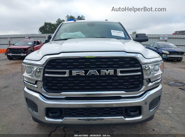 3C6UR5DL2NG436934 2022 RAM 2500 Белый Вид щитка приборов