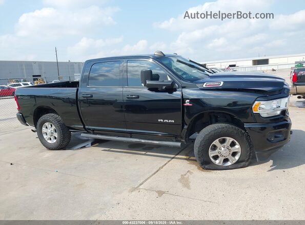 3C6UR5DL8NG403291 2022 RAM 2500 Black ხელსაწყოთა პანელის ხედი