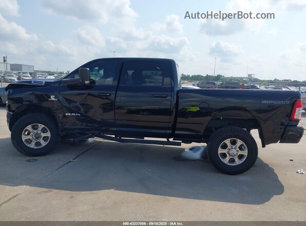 3C6UR5DL8NG403291 2022 RAM 2500 Black უკანა სალონის ხედი