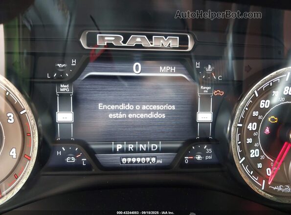 3C6UR5GL1MG502013 2021 RAM 2500 Черный Вид задних сидений