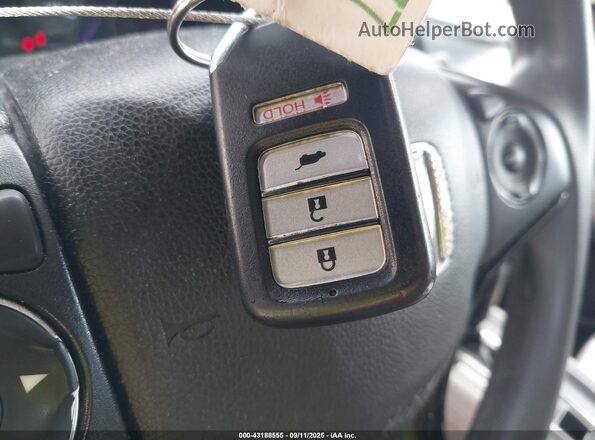 3CZRU5H56JM720467 2018 HONDA HR-V White 