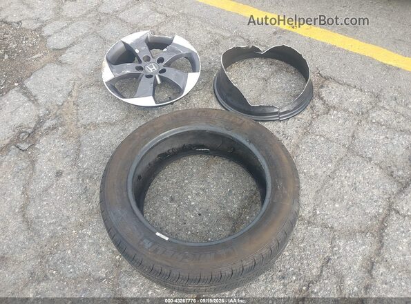 3CZRU5H75JM711244 2018 HONDA HR-V Белый 