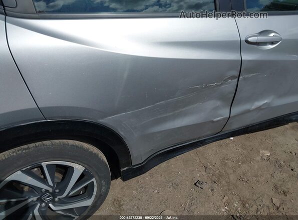 3CZRU6H1XKG703075 2019 HONDA HR-V Silver 