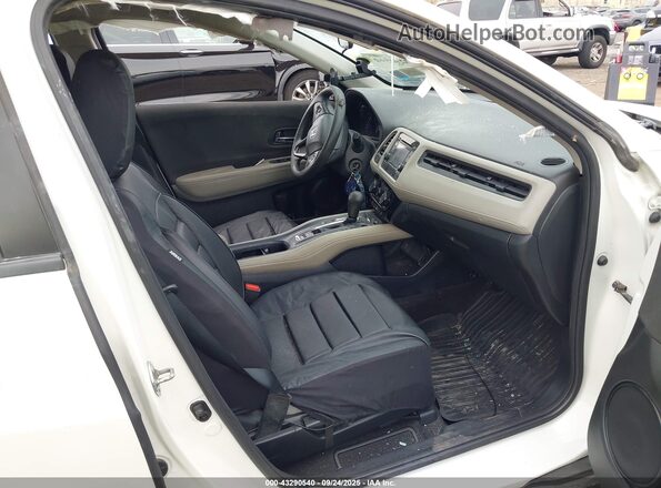 3CZRU6H31NM706907 2022 HONDA HR-V White Front interior view