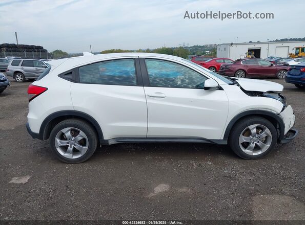 3CZRU6H34LM719146 2020 HONDA HR-V White Вид задньої частини салону