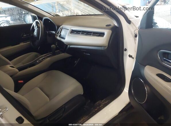 3CZRU6H5XNM700377 2022 HONDA HR-V White Вид салону спереду