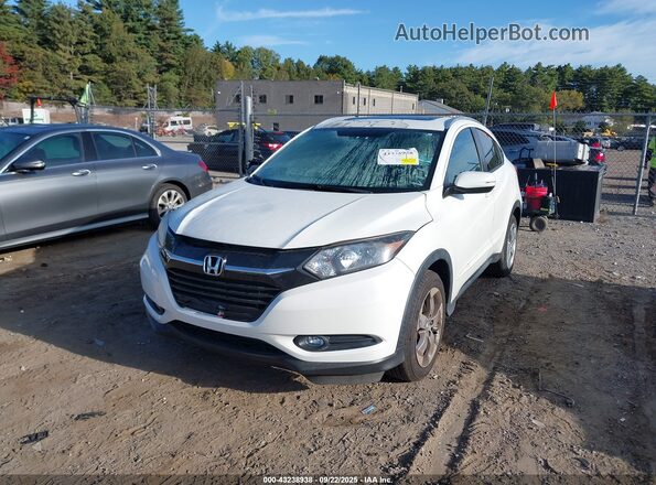 3CZRU6H79HM711182 2017 HONDA HR-V White Front left