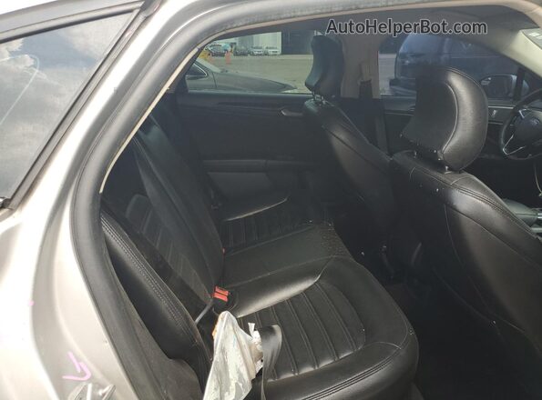 3FA6P0G72JR229196 2018 FORD FUSION Silver 