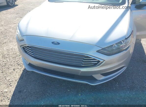 3FA6P0HD7JR135559 2018 FORD FUSION Silver 