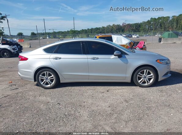 3FA6P0HD7JR135559 2018 FORD FUSION Silver 