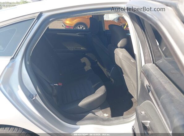 3FA6P0HD7JR135559 2018 FORD FUSION Silver 