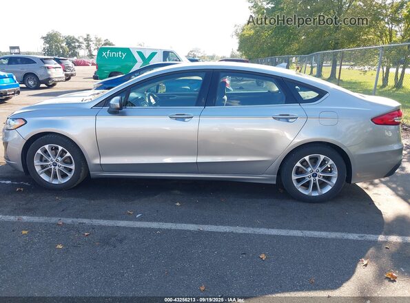 3FA6P0HD7LR142627 2020 FORD FUSION Серебряный Панорамный вид салона 360°