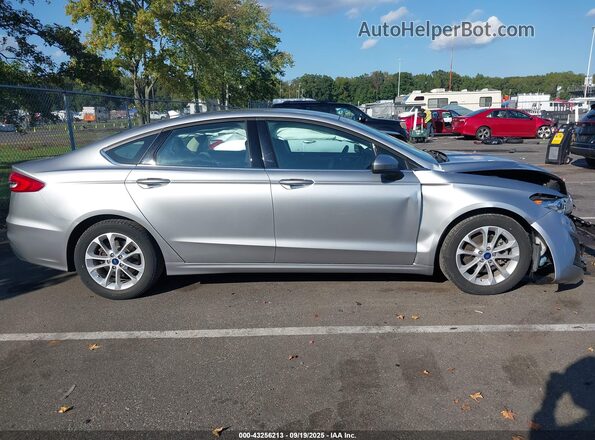 3FA6P0HD7LR142627 2020 FORD FUSION Серебряный Вид задней части салона