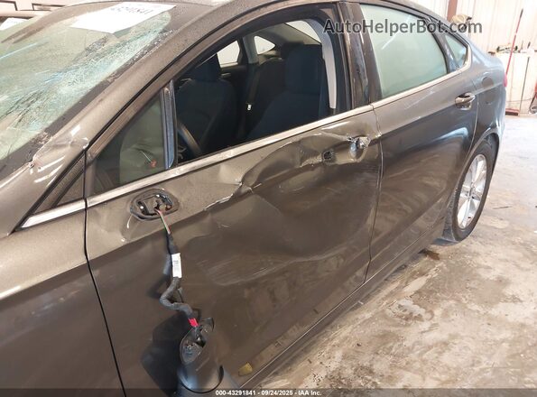 3FA6P0HDXLR166419 2020 FORD FUSION Gray Vista frontal