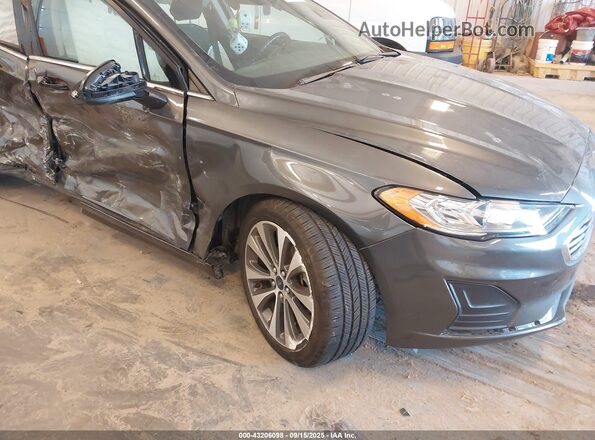 3FA6P0T91LR230527 2020 FORD FUSION Gray Widok z przodu