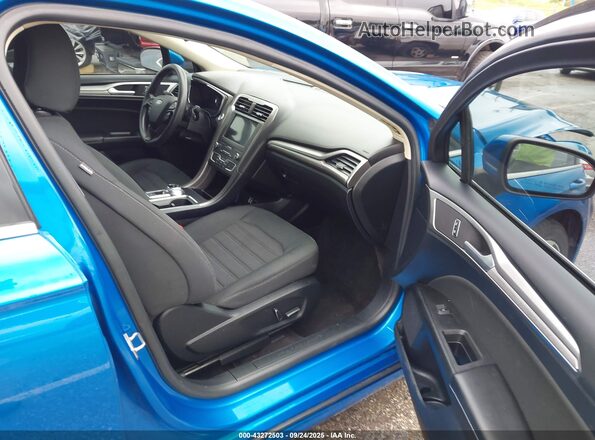 3FA6P0T92LR202624 2020 FORD FUSION Синий Вид салона спереди