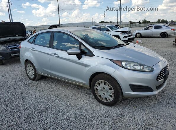 3FADP4AJ2JM126215 2018 FORD FIESTA Silver 