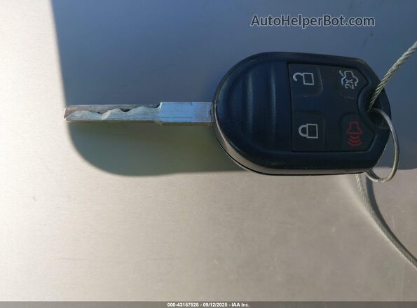 3FADP4BJ2KM153429 2019 FORD FIESTA Gray Widok deski rozdzielczej