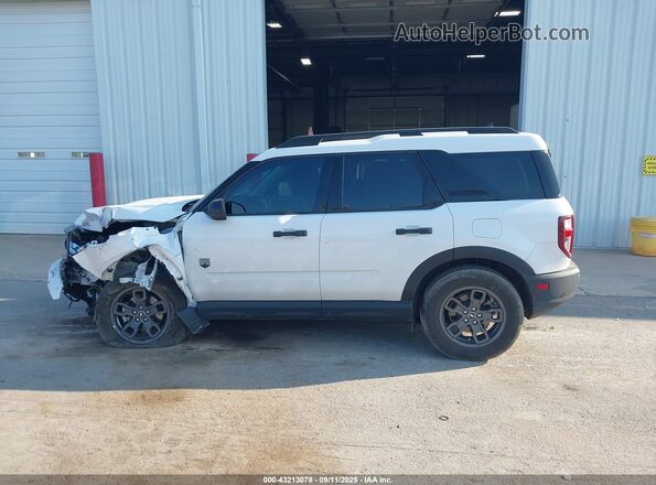 3FMCR9B61PRD60778 2023 FORD BRONCO SPORT White Սալոնի 360 աստիճան տեսք