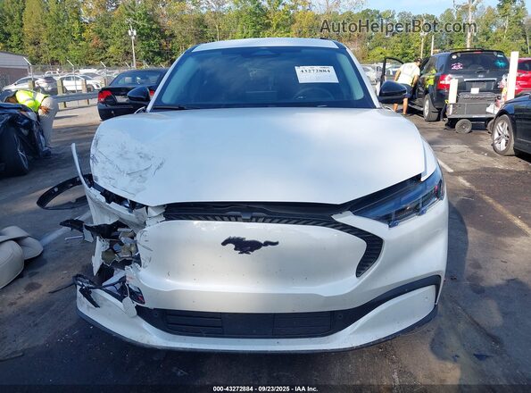 3FMTK1SU3RMA45873 2024 FORD MUSTANG MACH-E White ხელსაწყოთა პანელის ხედი