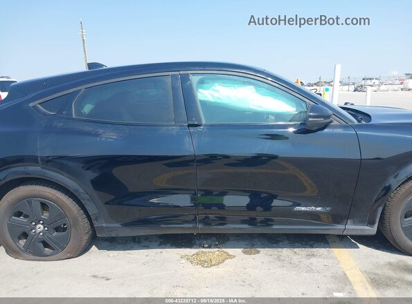 3FMTK2R72MMA35673 2021 FORD MUSTANG MACH-E Black Սալոնի հետևի տեսք